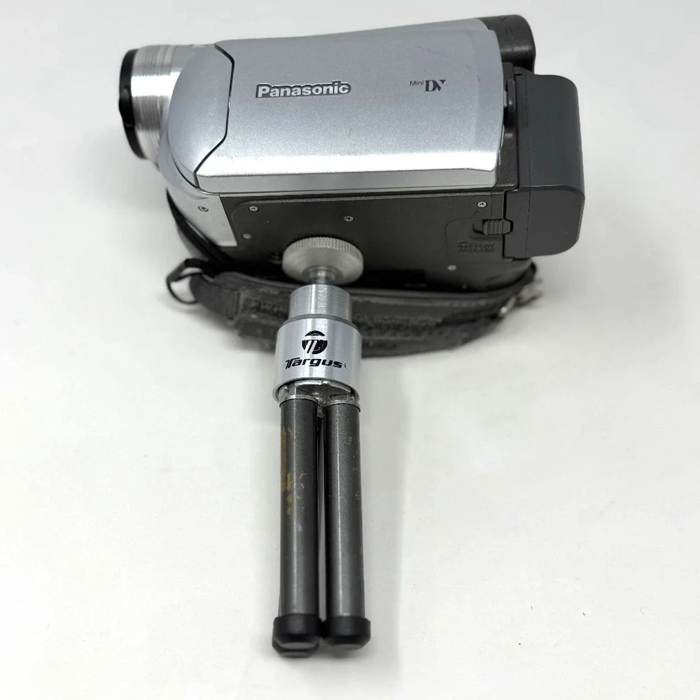 Panasonic PV-GS29 MiniDV Camcorder 30x Zoom w/ Targus Tripod Parts Read